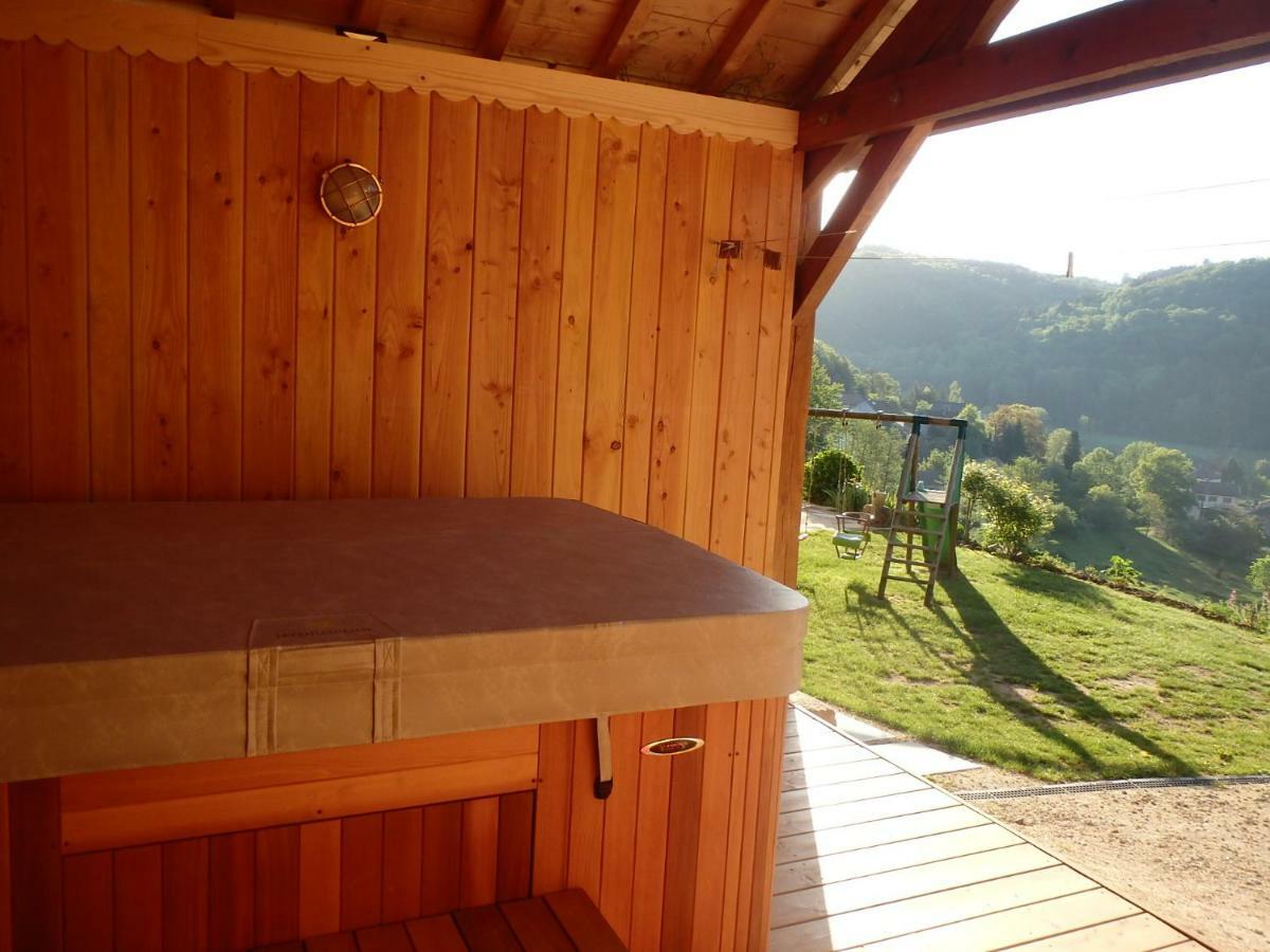 Villa Cora Venez Neuve Avec Spa Saint-Bresson Екстериор снимка